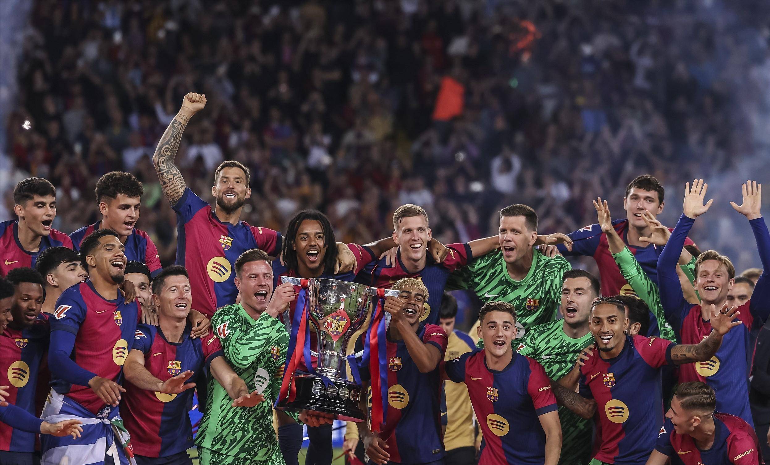 吉格斯：阿马德对现在的曼联太重要了，他在曼联没有替代者（吉格斯：阿马德之于当下曼联至关重要，队内无人可替代）