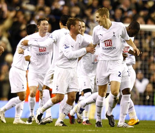 凯尔特人vs湖人前瞻：詹姆斯期待状态回暖，湖人冲击两连胜