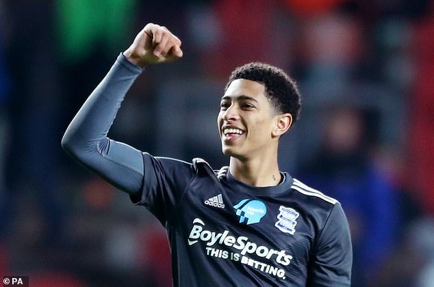 全面身手！加克波单场传射，本赛季参与进球数队内居首（攻传兼备！加克波单场一传一射，本季参与进球数领跑全队）