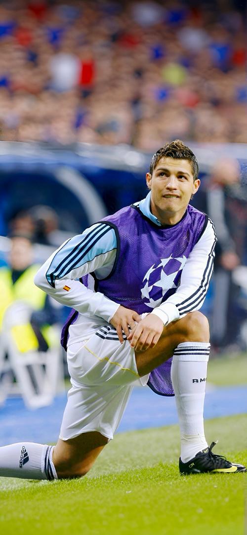 德天空：弗罗因德将21岁前锋弗兰库利诺列入拜仁夏窗引援名单（德天空：弗罗因德将21岁前锋弗兰库利诺纳入拜仁今夏引援候选）