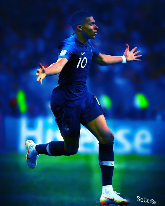 青岛记者：邵佳一大哥式的执教风格很适合当下中国足球的环境