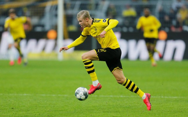 FIFA将试验防诈伤新规：球员恢复后等2分钟才能重新进场