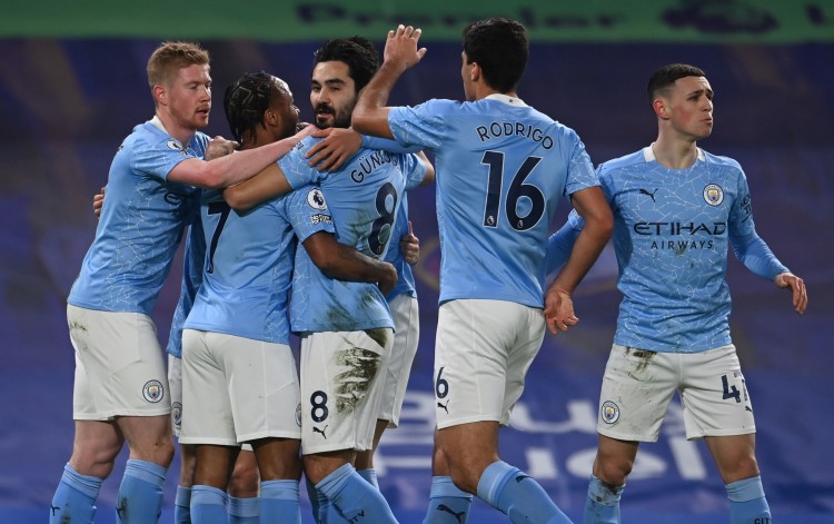 C罗：国家队没有谁是不可撼动的；球迷嘘我会帮我队友减轻压力