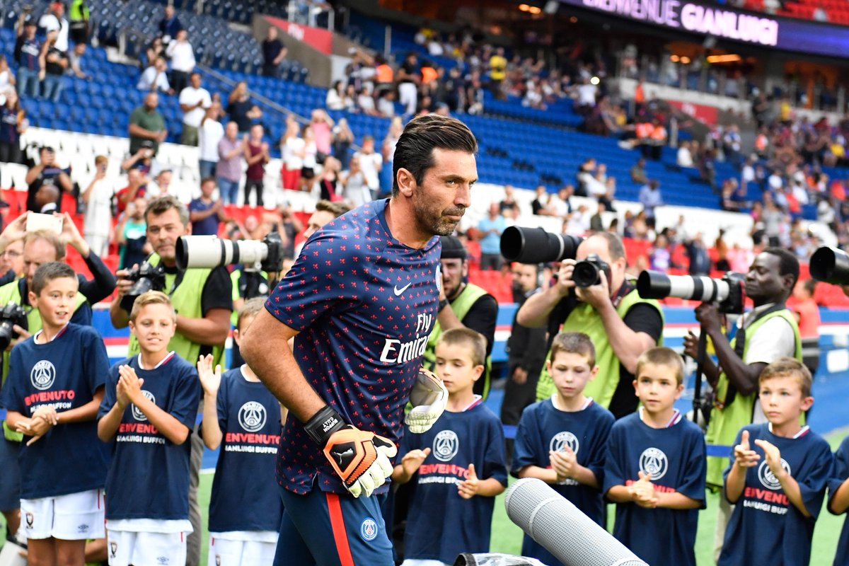 中超：北京国安主场2-1击败梅州客家（中超联赛：北京国安坐镇主场2比1战胜梅州客家）