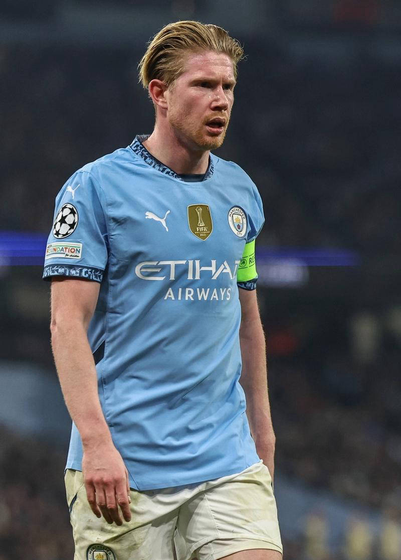 英超战报：埃基蒂克双响，田中碧绝平，利兹联3-3利物浦（英超焦点战：埃基蒂克梅开二度，田中碧读秒扳平，利兹联3-3利物浦）