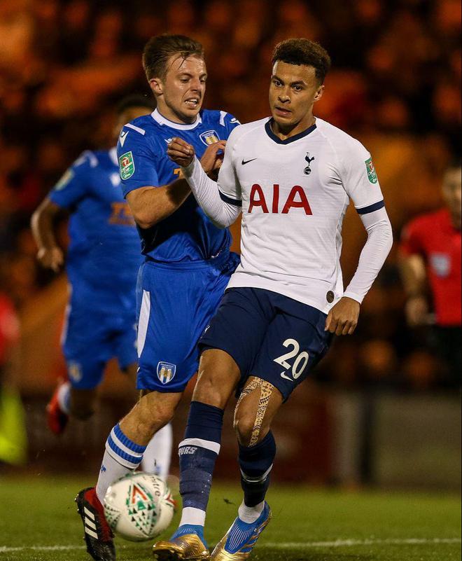 逆转功臣！麦丹13中10轰27分，里德末节4三分轰14分